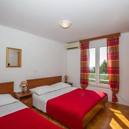Lina Apartment *